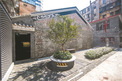 根據調研考究,楊匏安寓居楊家祠期間,楊家祠旁有石榴樹及梧桐樹,為留住歷史的記憶,有關部門重新栽種了石榴樹。