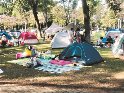 廣州， 假日露營“熱”不斷升溫1.jpg