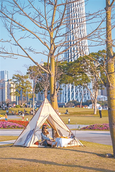 廣州， 假日露營“熱”不斷升溫2.jpg