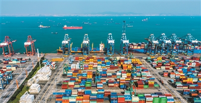 廣東外貿邁上8萬億元大臺階