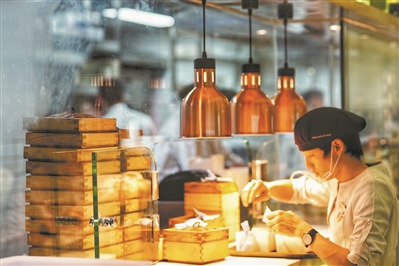 點心的制作，除了保持傳統風味以外，也增加了不少新概念，以吸引年輕人