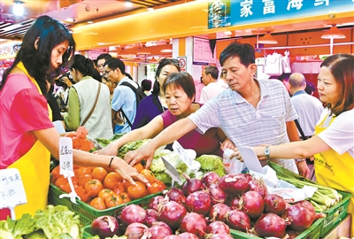 “菜籃子”好不好,要看市民滿不滿意。 “菜籃子”好不好,要看市民滿不滿意。