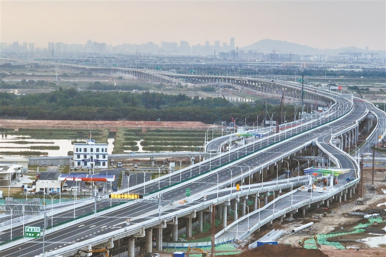 大灣區車友團 體驗“半小時生活交通圈”